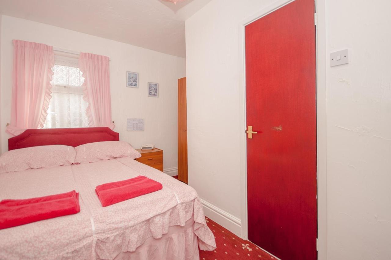 The Ferndale Hotel Blackpool Dış mekan fotoğraf